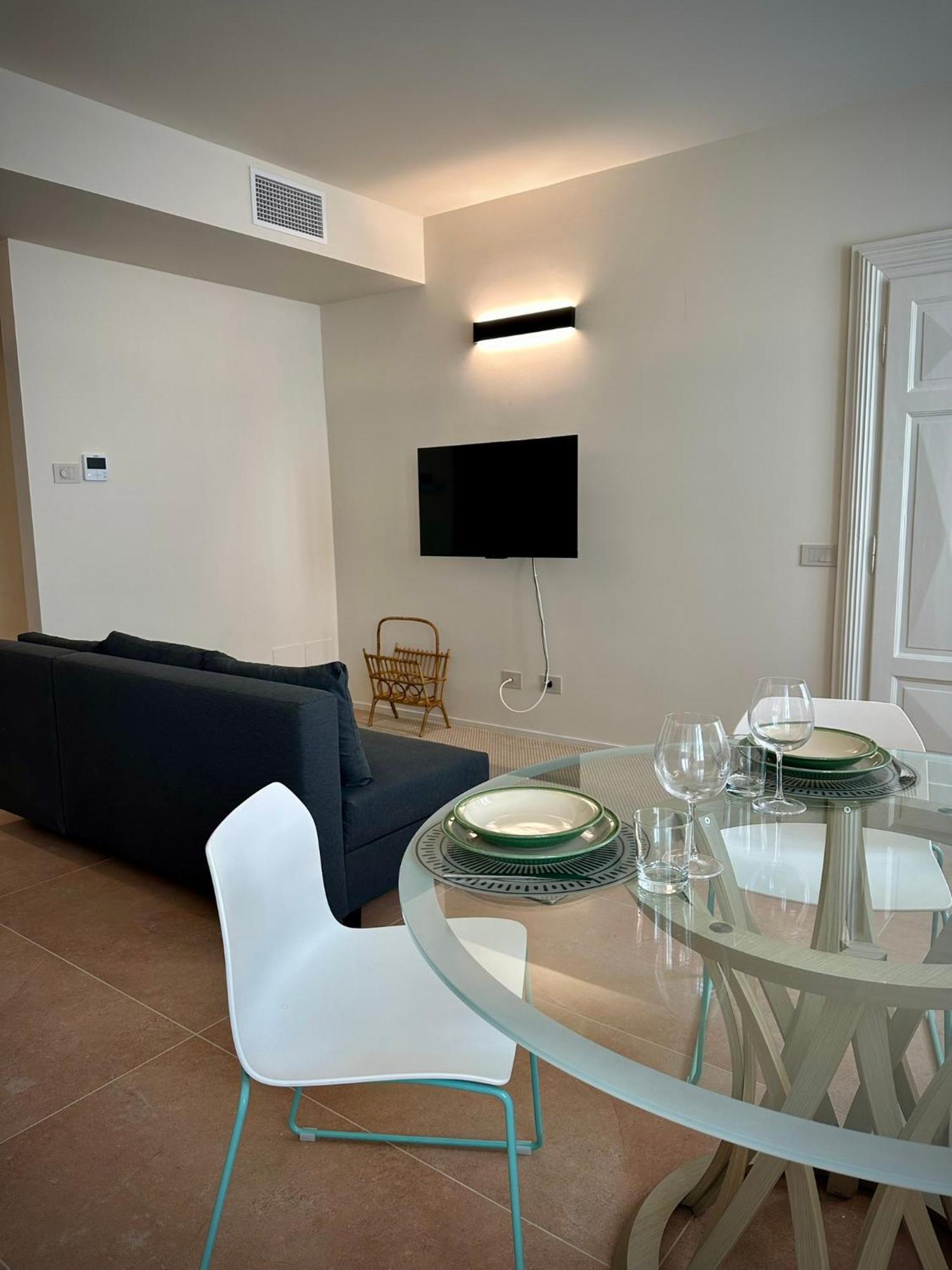 Grey-Fontanelli Luxury Suite ريجّو إيميليا المظهر الخارجي الصورة